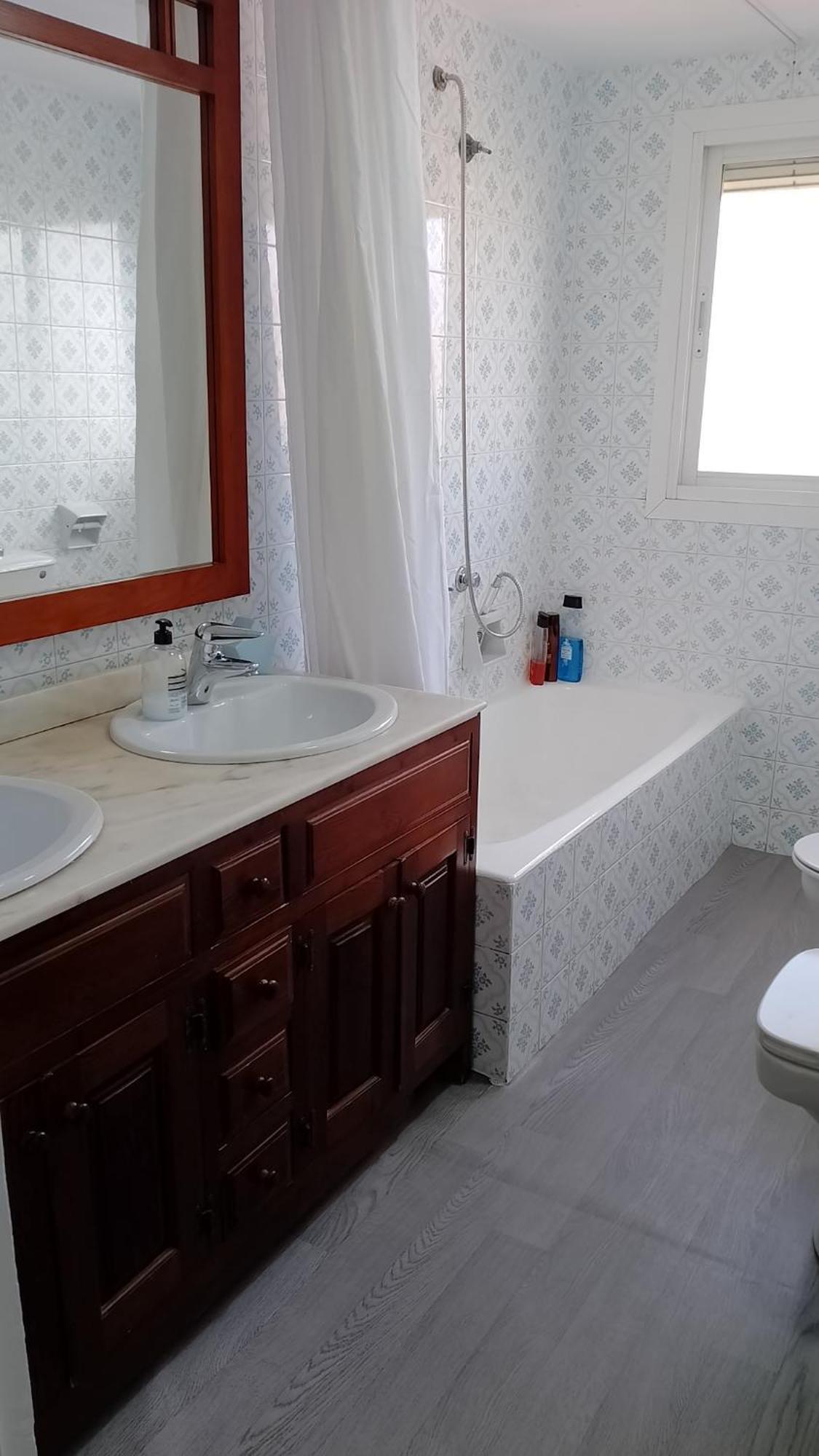 Habitacion Privada Preciosa Grande Privada Centro Malaga Y Cerca De La Playa Wi-Fi Ngoại thất bức ảnh